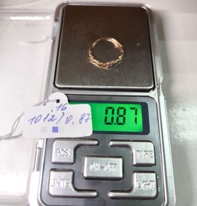 Кольцо золотое р16 (0.87гр)