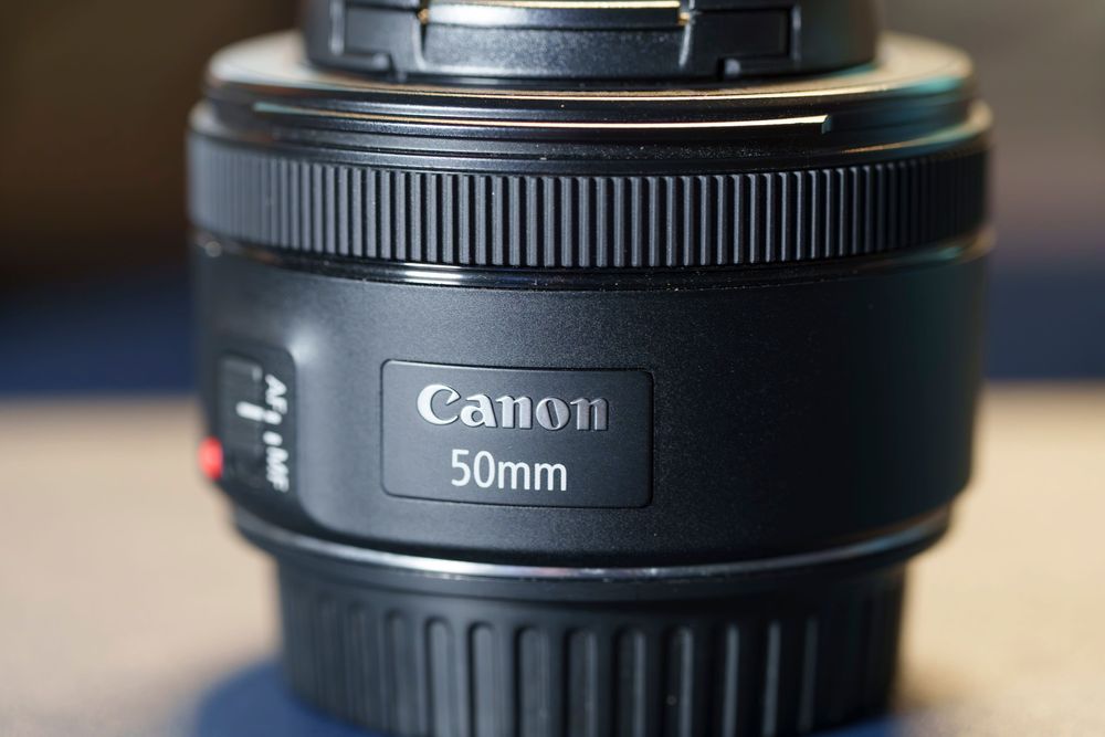 Canon 50mm f/1.8 STM – Como Nova
