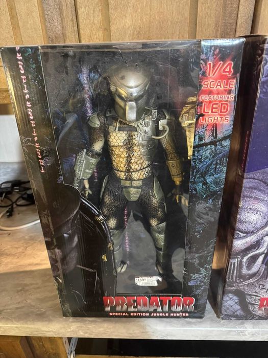 Figura Neca Escala 1/4 Predator Jungle Hunter Special Edition