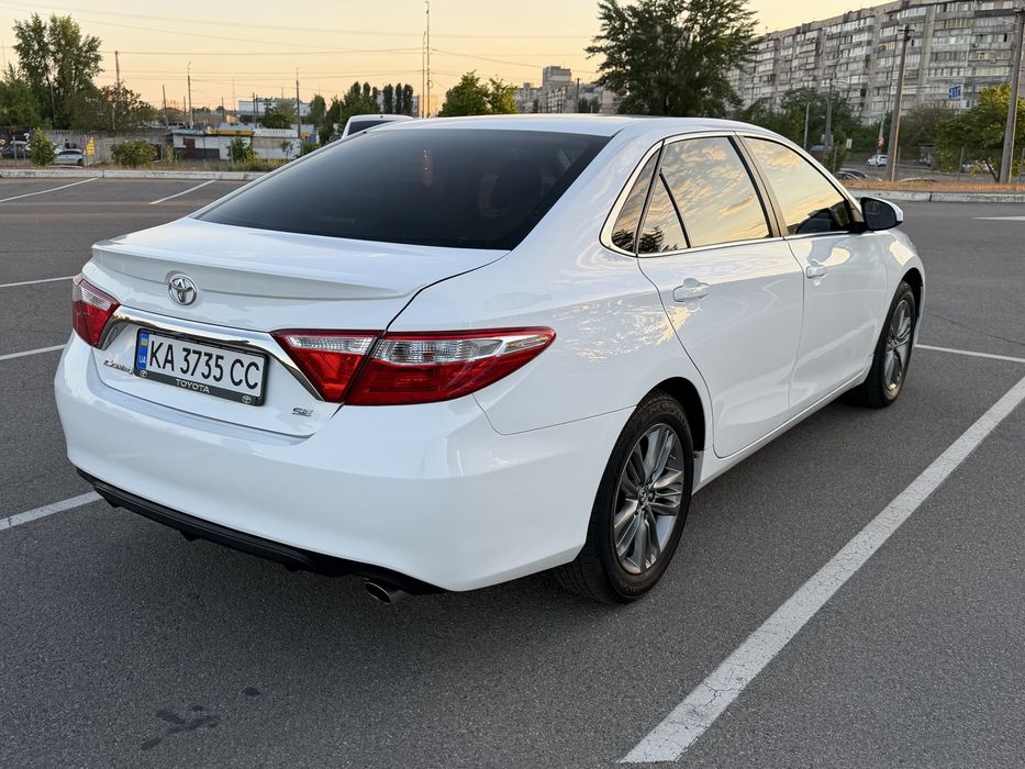Toyota Camry 2017