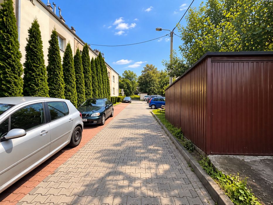 Sprzedam garaż murowany Wieliczka ulica Boża Wola Prąd KsiegaW Bezczynszowy - Widok 4
