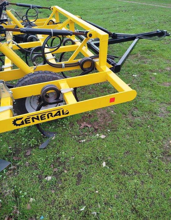 Продам причіпний культиватор General