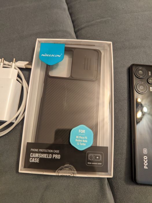 Poco f5 + Nillkin Case (brak bootloader)