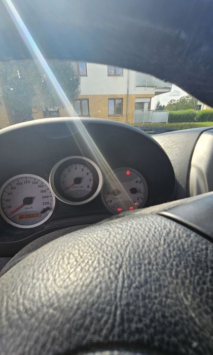 Rav 4 2004r 4x4 2.0 benz.
