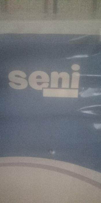 памперсы  для взрослых или инвалидов. Размер М. SENI . 30 ш .