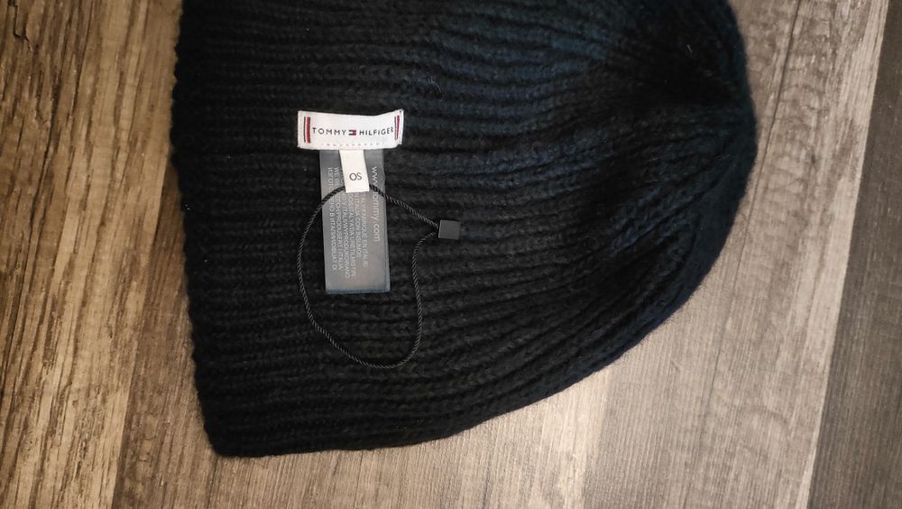 nowa zimowa czapka TOMMY HILFIGER