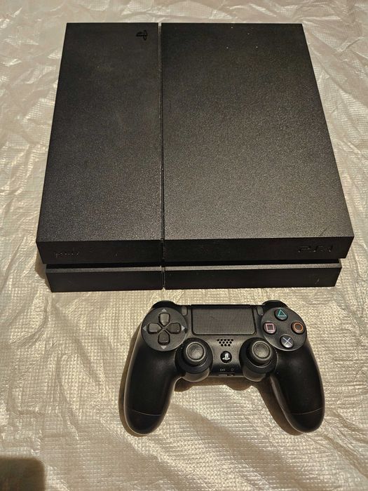 Playstation em boa estado e 1 comando