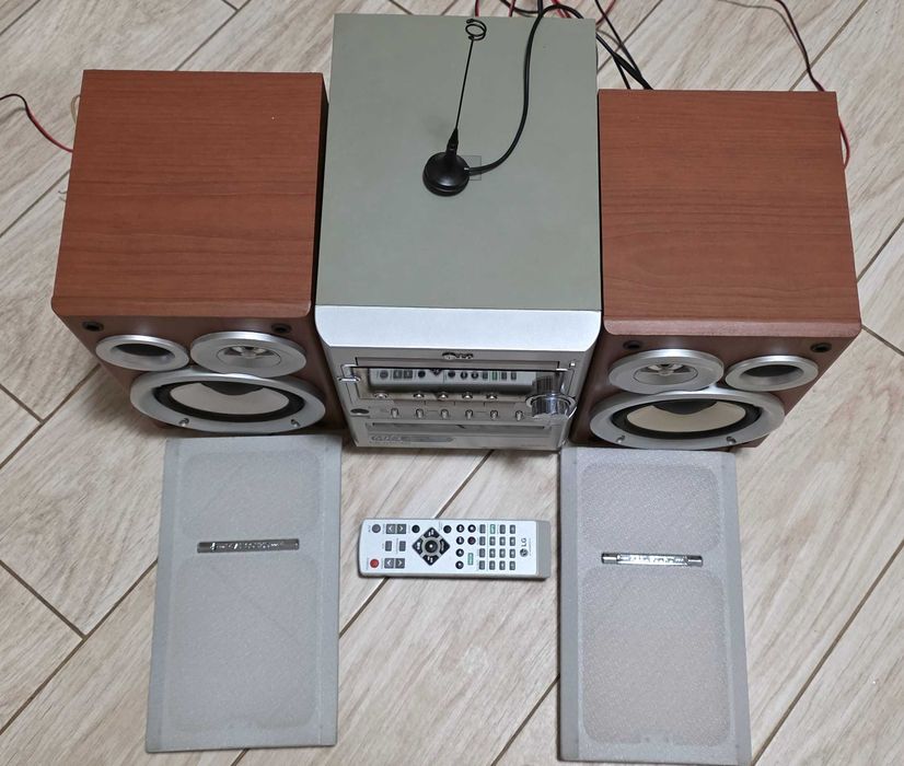 Музыкальный центр LG LX-M240