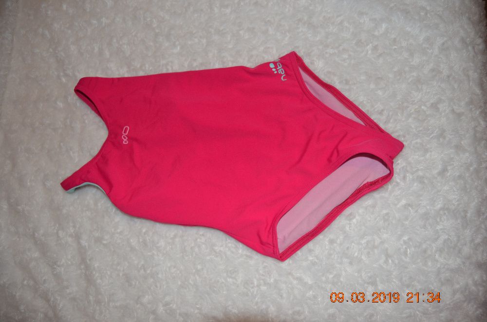 (2 por 1) Fato banho Nabaji e touca, chinelos