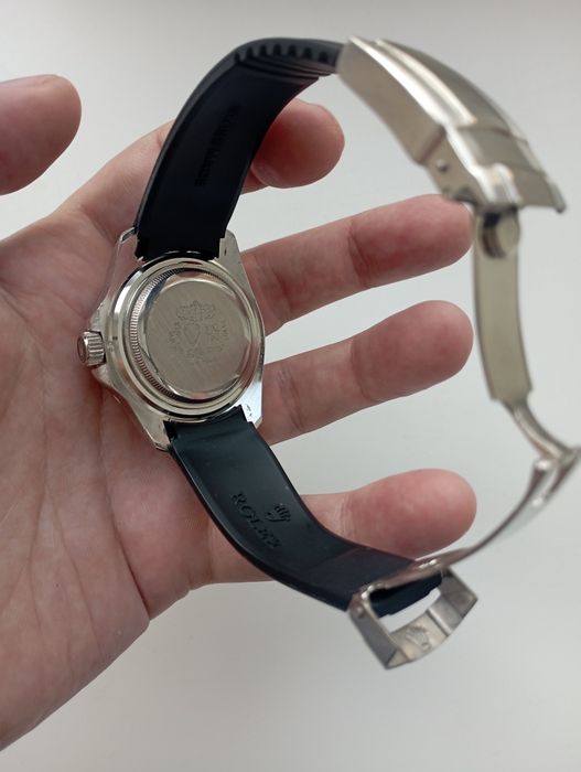 Часы Rolex Submariner