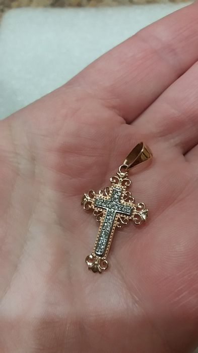 Золота підвіска,хрестик.