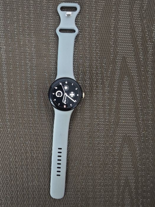 Продам google pixel watch 3