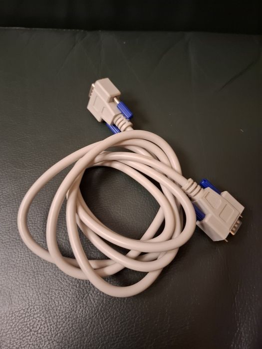 Kable VGA, DVI, Displayport, hub USB i przejśc. PS2, 11 szt DO 20.12