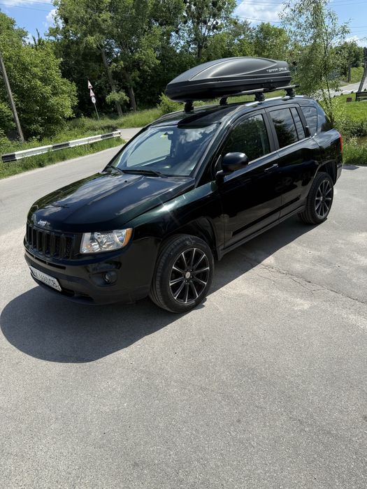 Продам jeep compass 2012