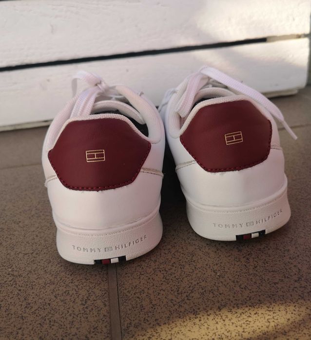 Sneakersy damskie Tommy Hilfiger 39r.