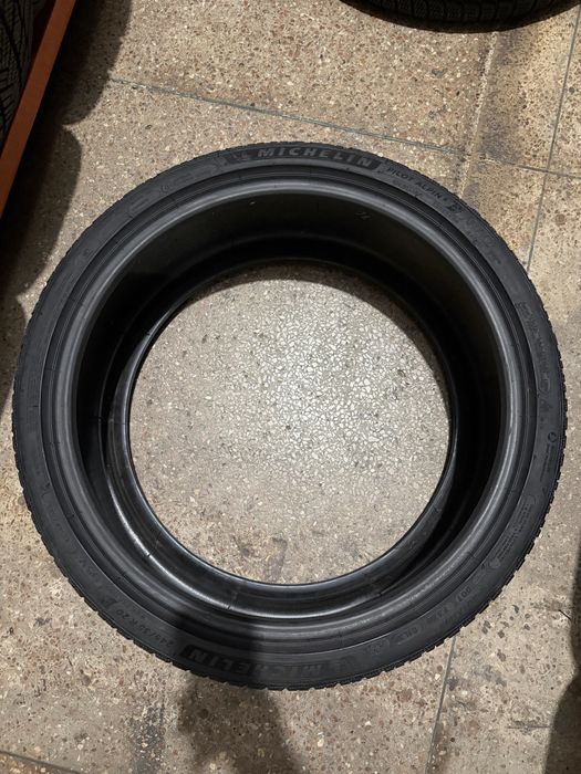 245/35 r20 Michelin 4шт.