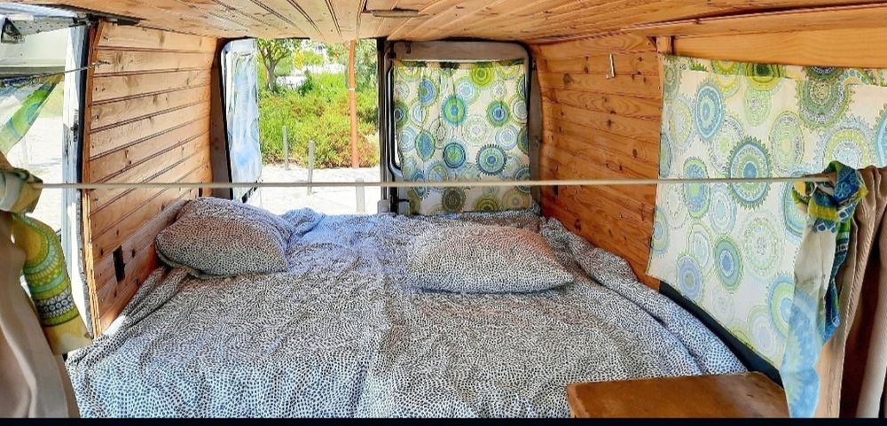 Mercedes 208d camper van 7 lugares