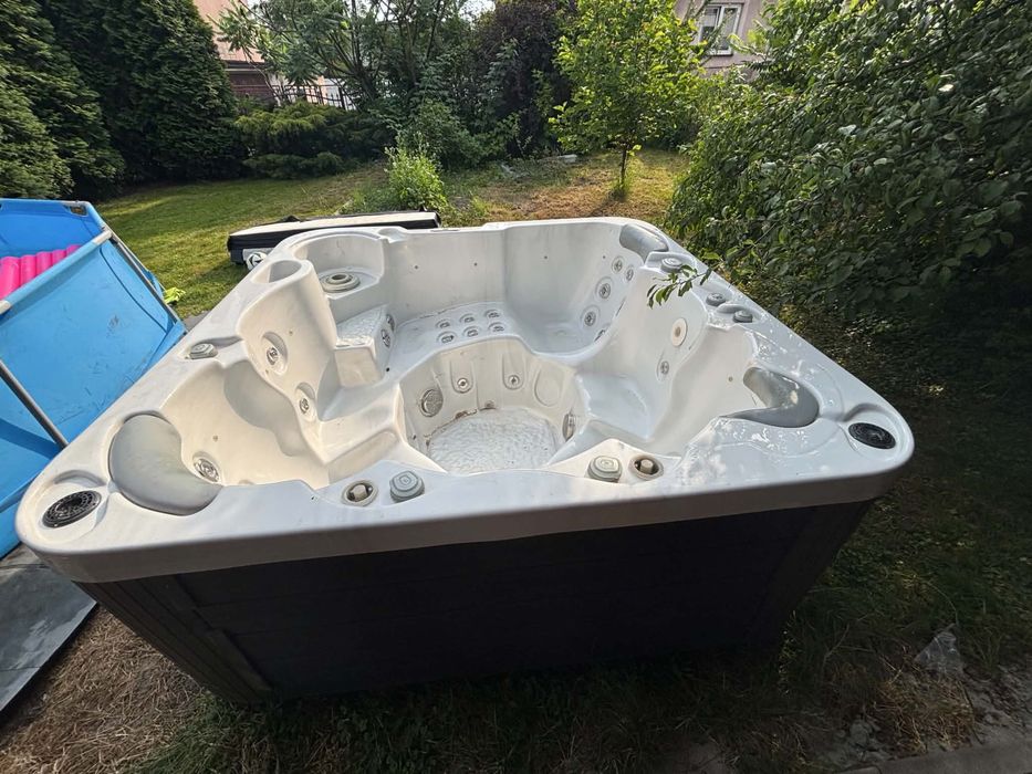 jacuzzi marka Wellis