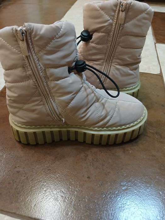 Зимові черевики 35 розмір