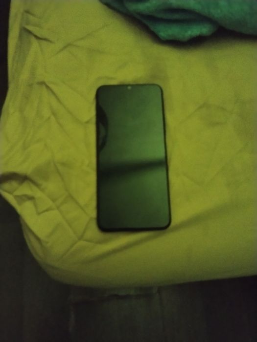 VIVO Y33s idealny telefon na start