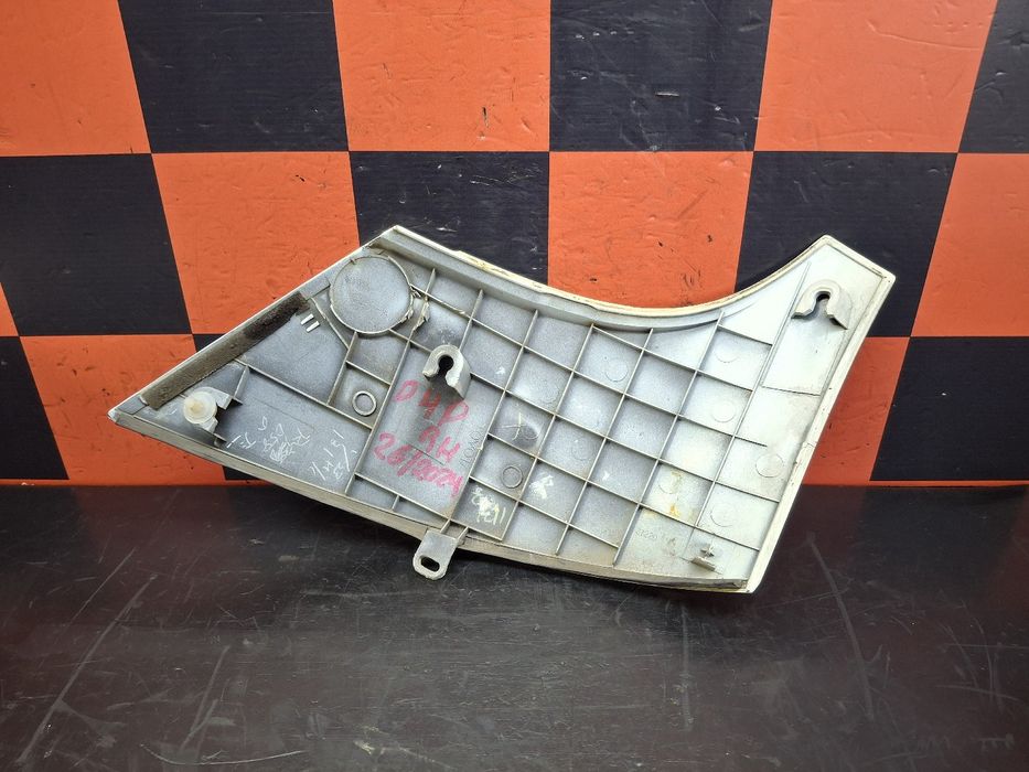 Friso exterior TOYOTA Dyna Chassis (KD_, LY_, _Y2_, _U3_, _U4)