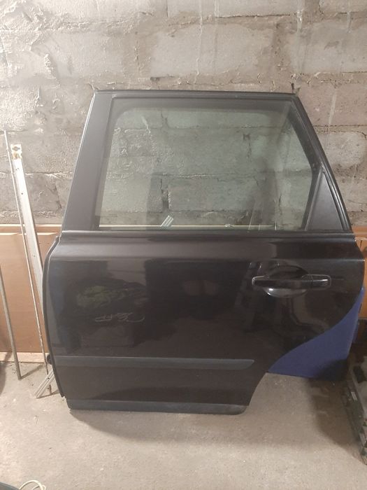 Volvo v50  drzwi lewe tylne