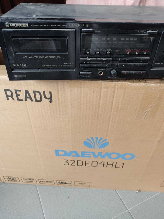 Deck duplo de cassetes