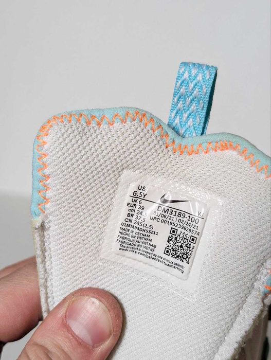 Кросівки Nike React Vision DM3189-100 38,5 розмір оригінал ідеальні