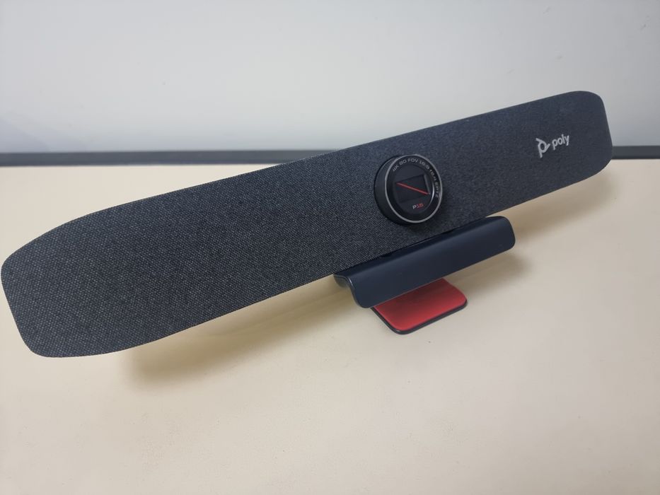 Poly studio p15 Система відеоконференцзв'язку