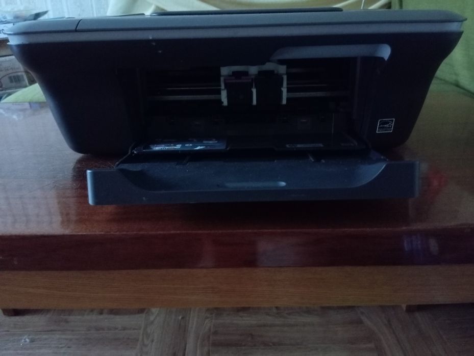 Принтер/сканер/копир HP Deskjet 2050