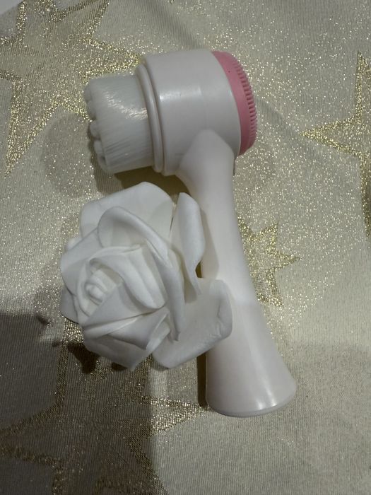 Szczoteczka do czyszczenia twarzy XimiVogue * Róż