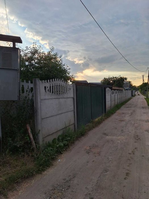 Продається дача в районі Єськова.