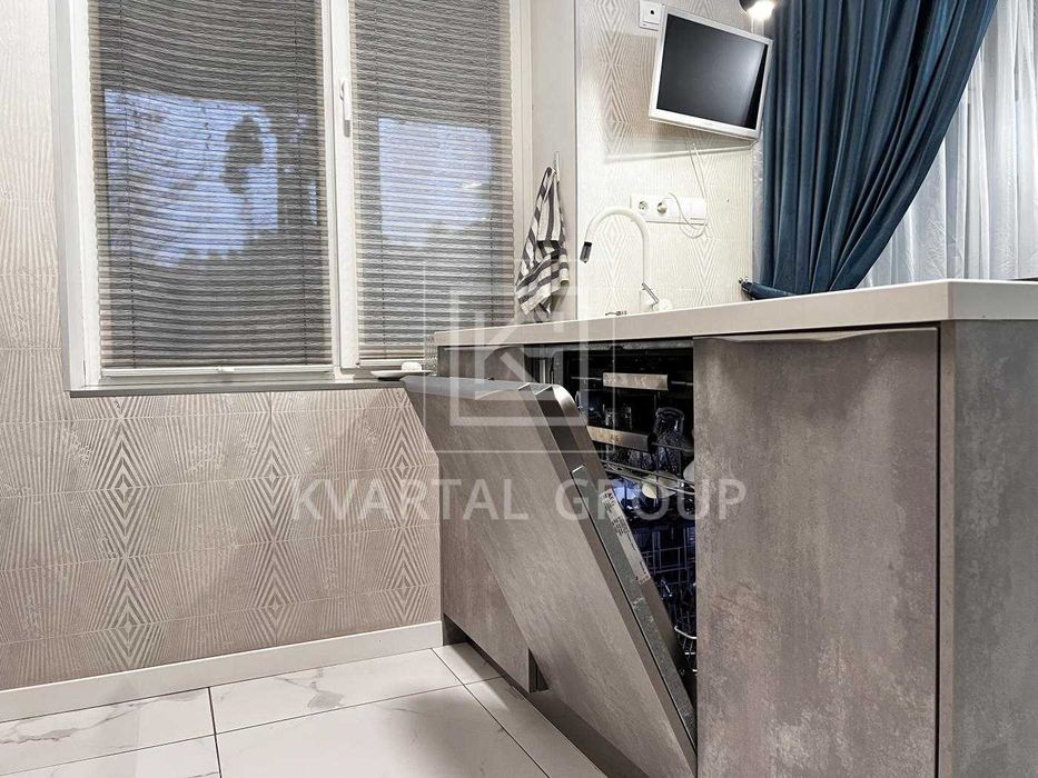 Оренда будинка в Ірпіні з енергозберігаючим обладнанням і каміном