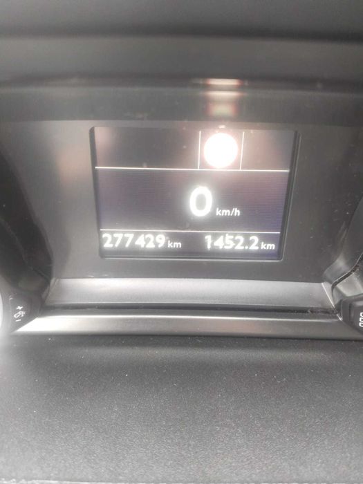 Peugeot 308 bom estado geral