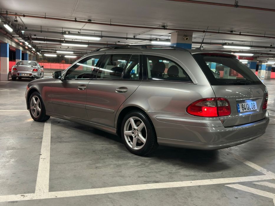 Mercedes Benz Class E 220 CDI  08