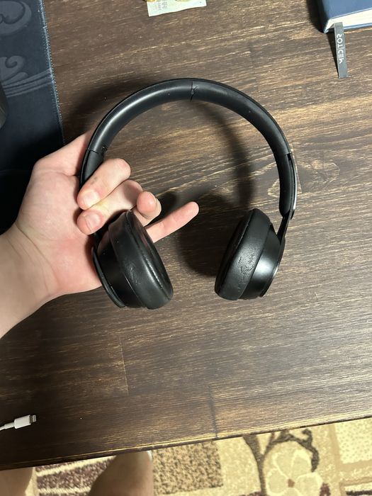 Наушники Beats Solo Pro черные