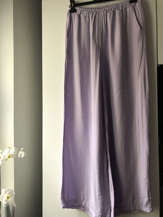 Spodnie z szeroką nogawką