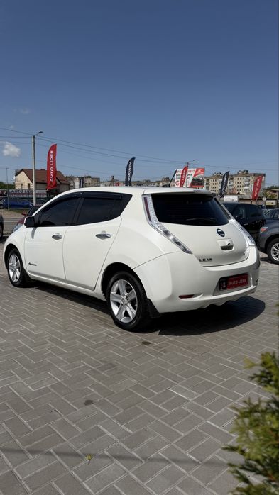 Nissan Leaf Ніссан Ліф 2017 р 24кВт 130 км Тепловий НАСОС Webasta Вебаста