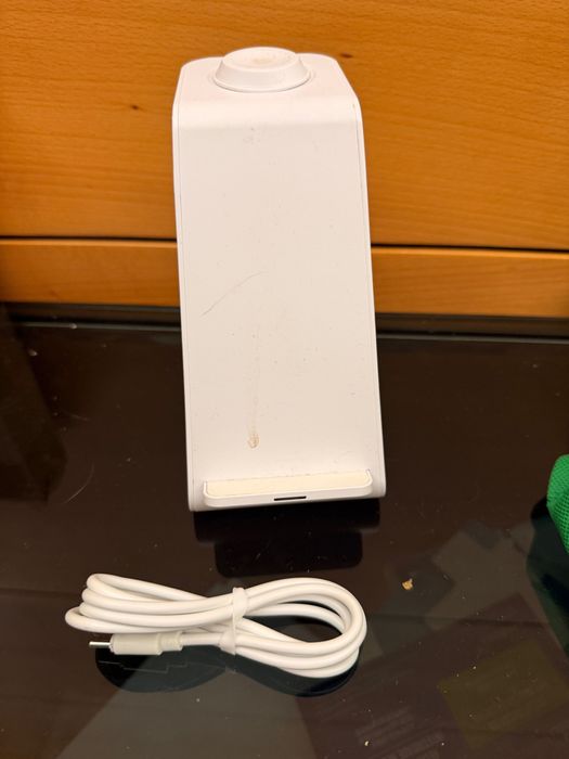 Estação de carregamento 3 em 1