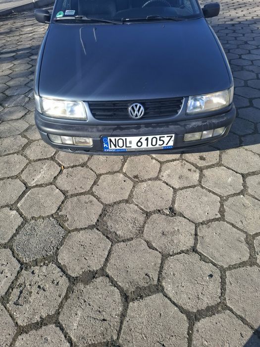 Passat b4 1.8 Benzyna