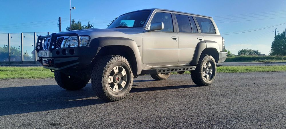 Nissan Patrol 3.0 GU4 rok 2004