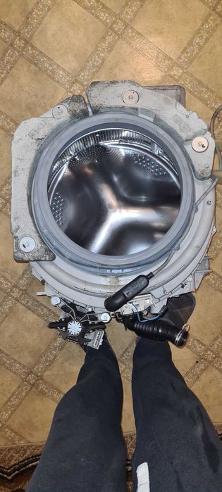 pralka Samsung WF0600NXWG na części