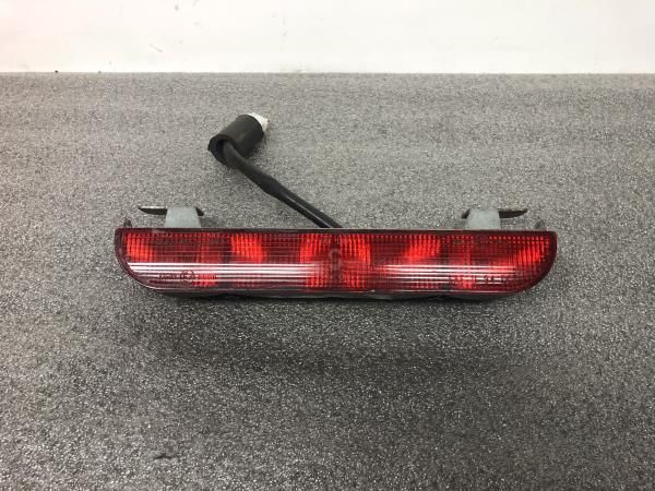Luz stop adicional / 3º stop MITSUBISHI Colt V (CJ_, CP_)