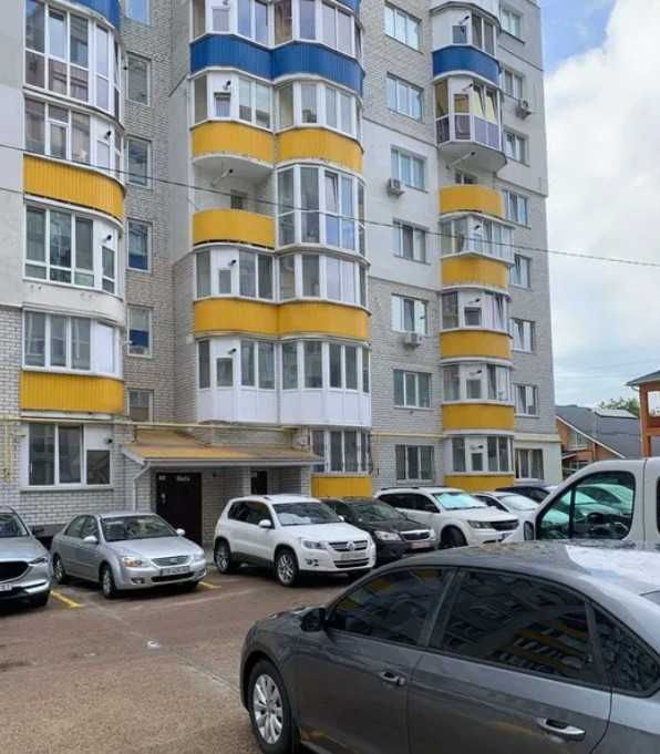 Продаж 2-х кімнатної (євродвушка) квартири з індивідуальним опаленням по проспекту М. Грушевського