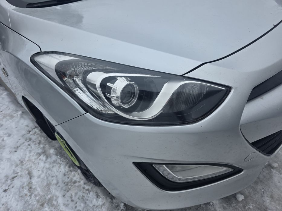 Lampa Prawa Lewa Przód Hyundai  I30 II EU