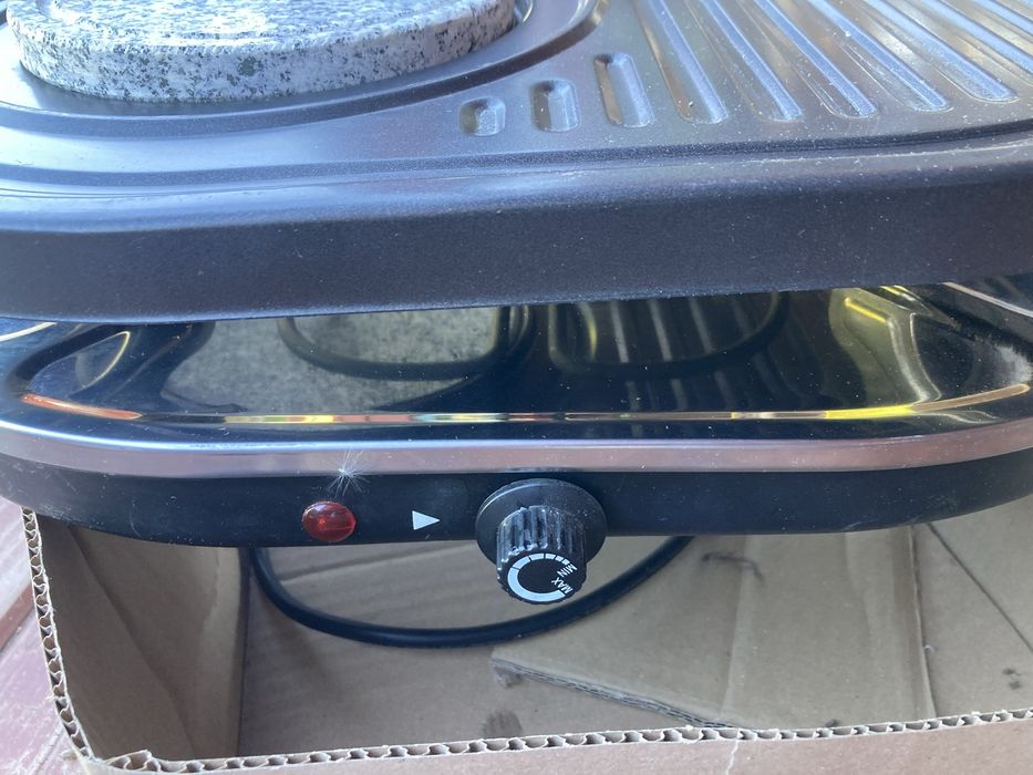 Grill elektryczny z regulacja mocy