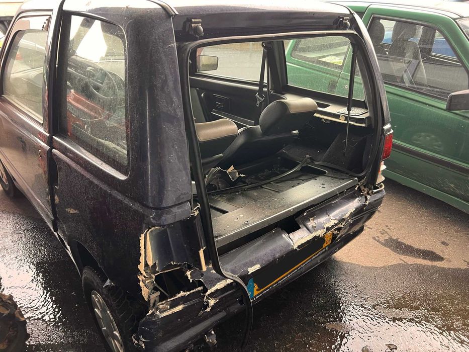 MICROCAR LYRA ACIDENTADO PEÇAS E ACESSORIOS