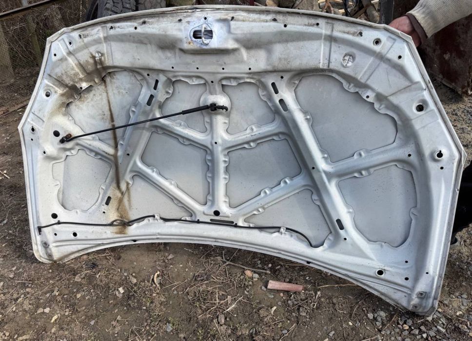 Капот для hyundai j30