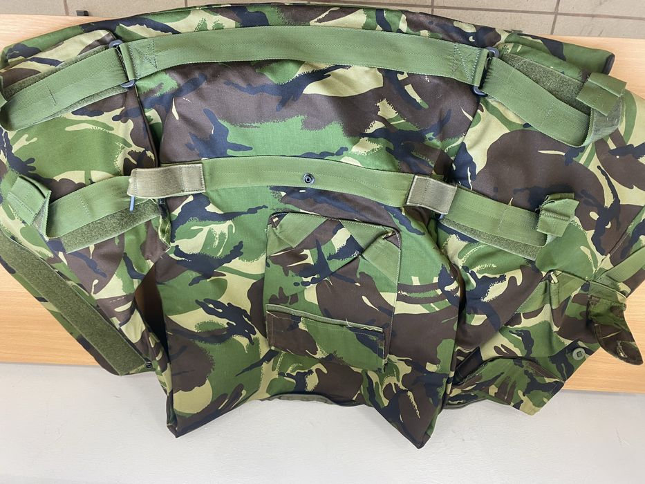 Плитоноска в камуфляжі DPM