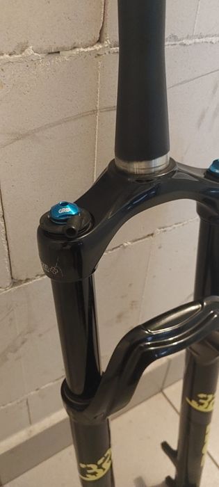 Fox rhythm 32 130 mm skok